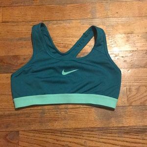 Sports bra